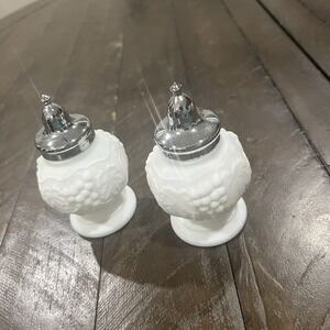 Imperial Milk Glass Satin Opaque‎ White Vtg GRAPE Salt And Pepper Shaker